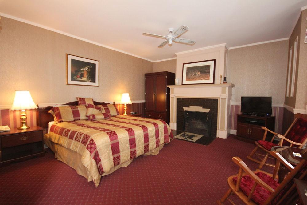 Tara Manor Inn St. Andrews By The Sea Exterior photo